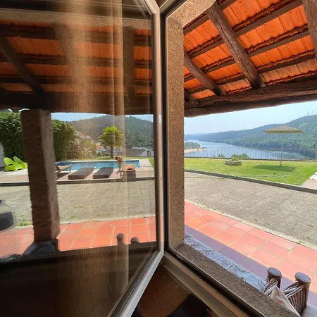 Douro - Casa Do Sobreiro * Melres